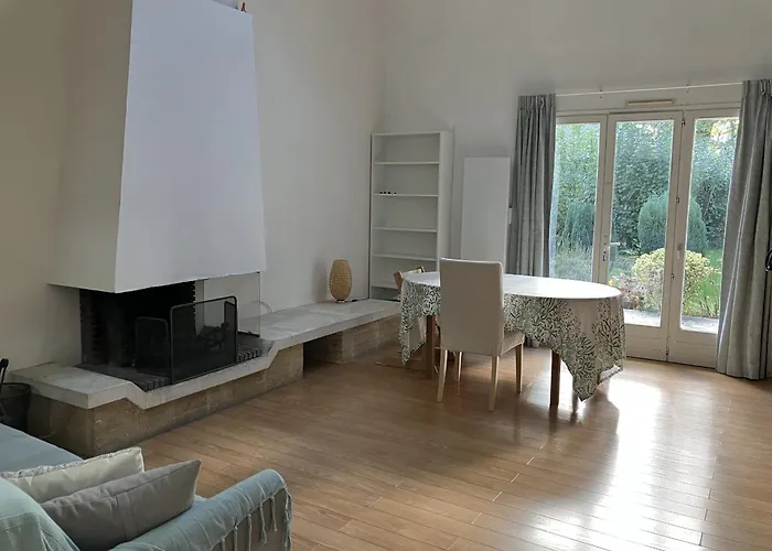 度假居 Maison Spacieuse Entre Et Campagne Avec Terrasse Et Jardin A - Fr-1-712-91