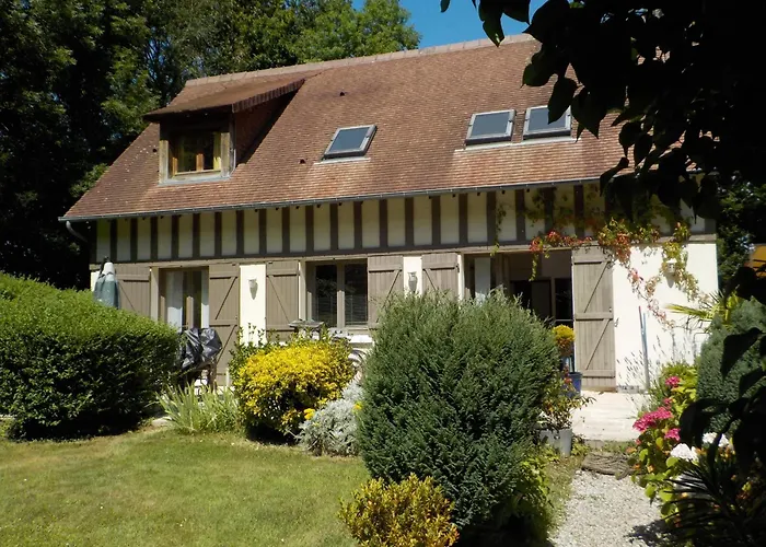 Maison Spacieuse Entre Et Campagne Avec Terrasse Et Jardin A - Fr-1-712-91 度假居 *